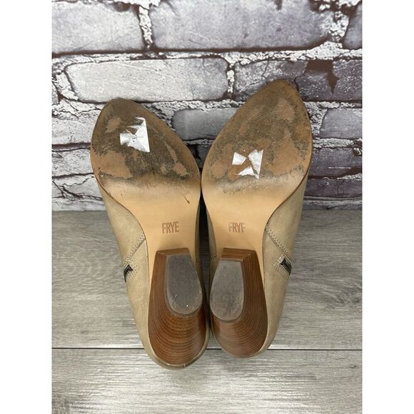 Frye Ash Taupe Leather Pointed Toe Western Heel Booties Women’s Sz 10M US/41EU - Picture 13 of 16